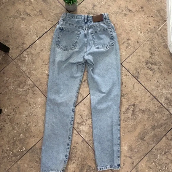 Vintage Calvin Klein women’s jeans - Picture 5 of 6